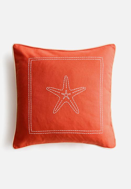 H&M - Embroidery-motif cushion cover - bright red/starfish