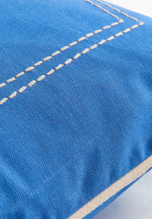 H&M - Embroidery-motif cushion cover - bright blue/fish