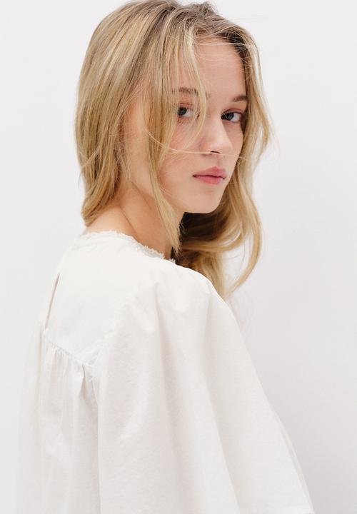 H&M - Broderie-anglaise cotton blouse - white