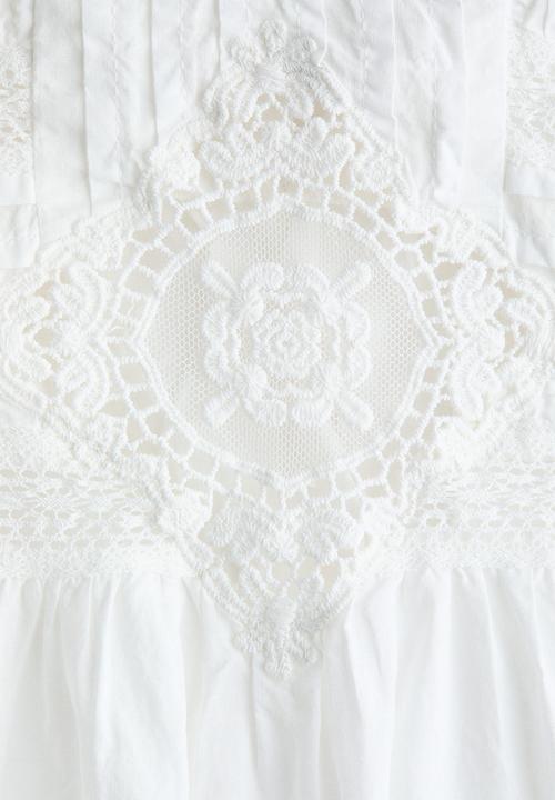 H&M - Broderie-anglaise cotton blouse - white