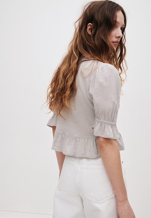 H&M - Frill-trimmed blouse - light grey