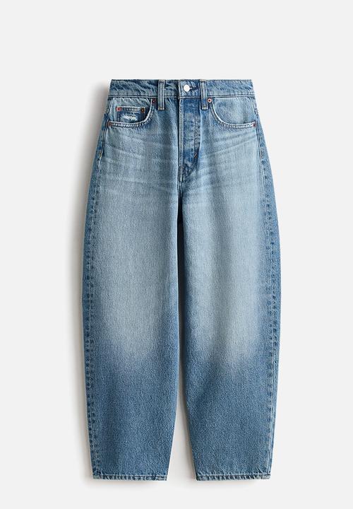H&M - Barrel high waist ankle jeans - light denim blue