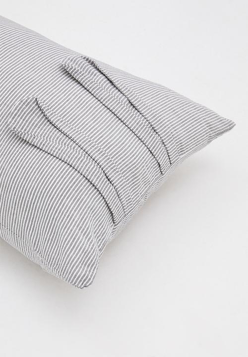 Pop Candy - Long cat pillow - grey stripe