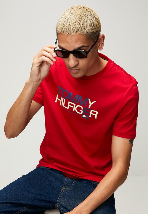 Tommy Hilfiger - BRAND LOVE BIG TEXT TEE - Medium Red