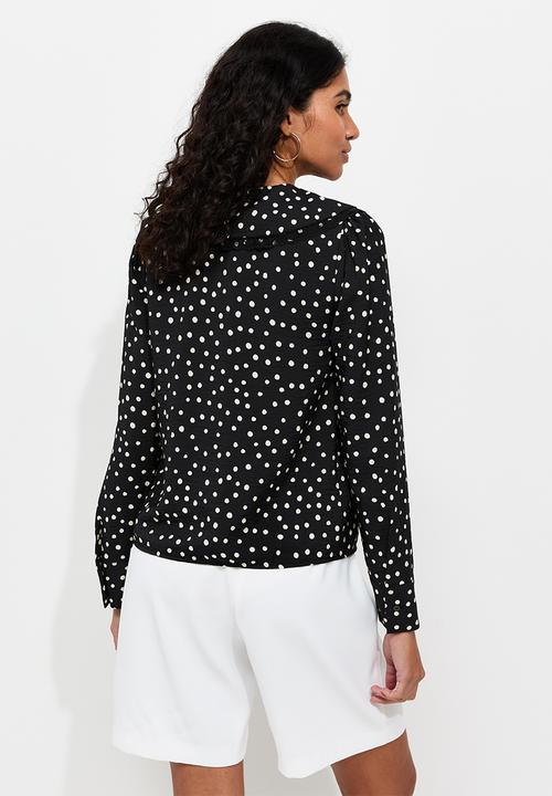 New Look - Betsy Frill Lace Collar Shirt - Black