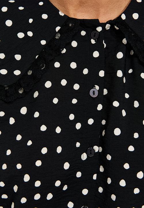 New Look - Betsy Frill Lace Collar Shirt - Black
