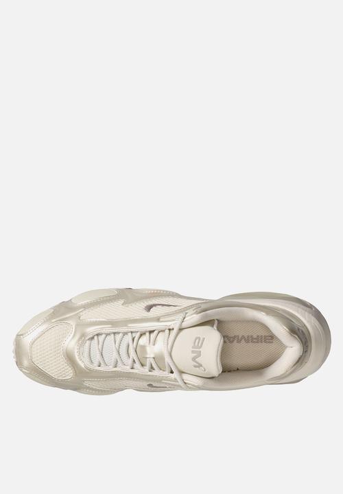 Nike - WMNS NIKE AIR MAX MUSE