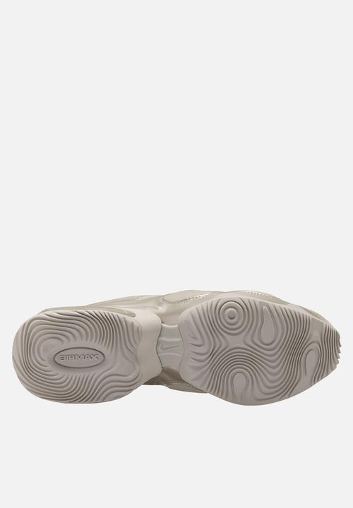 Nike - WMNS NIKE AIR MAX MUSE