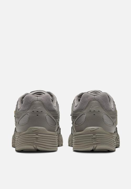 Nike - W NIKE P-6000 SE