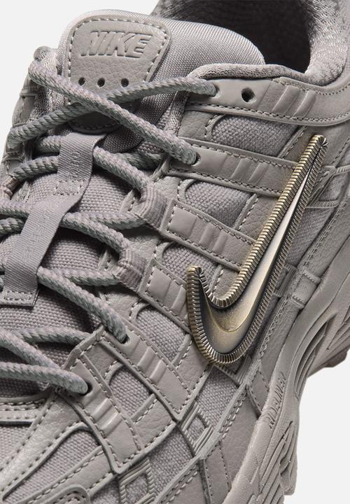 Nike - W NIKE P-6000 SE