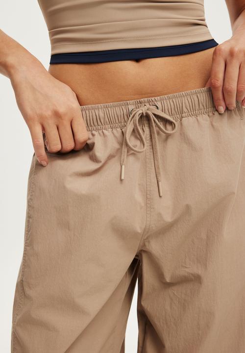 Cotton On - Utility Barrel Pant - Latte