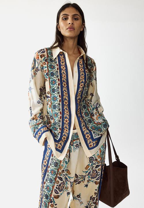 H&M - Oversized printed shirt - light beige/floral