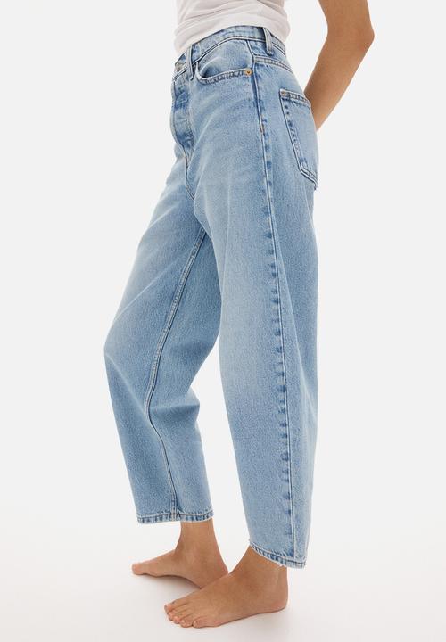 H&M - Barrel high waist ankle jeans - light denim blue