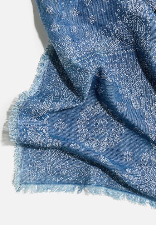 H&M - Printed cotton scarf - blue/paisley pattern