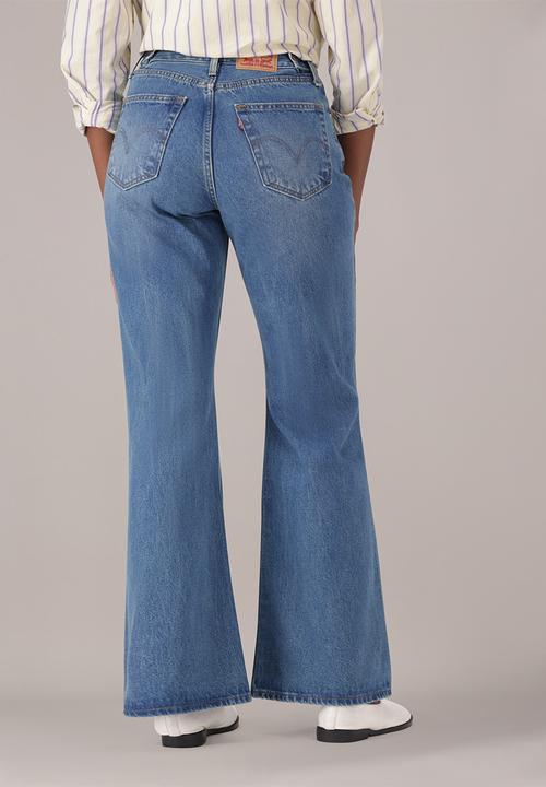 Levi’s® - Cinch Flare Jeans - Handled That