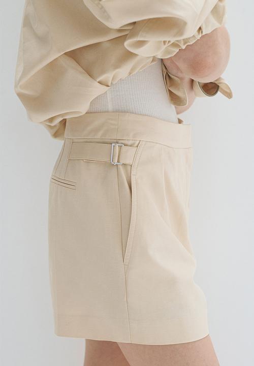 H&M - Linen-blend shorts - cream