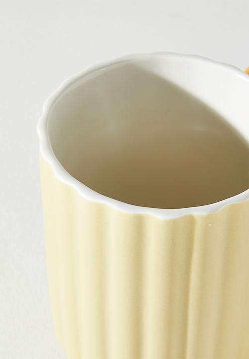 Excellent Houseware - Stripe Relief Mug with Coloured Handle Single 370ml - Yellow 