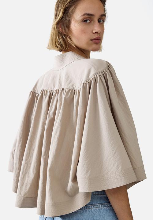H&M - Shoulder-pad cape blouse - light dusty beige