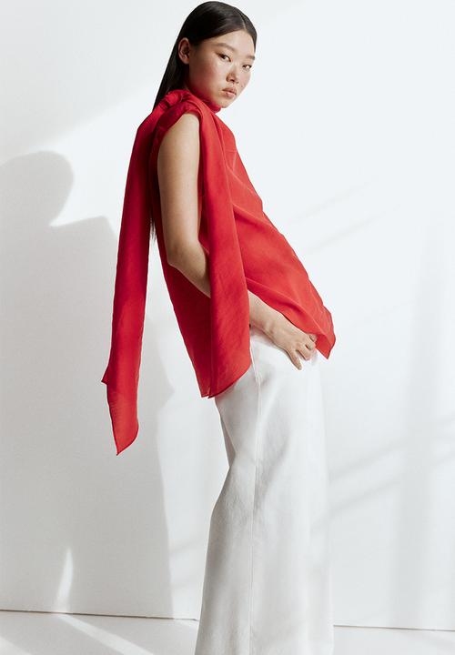 H&M - Sleeveless scarf-collar blouse - bright red