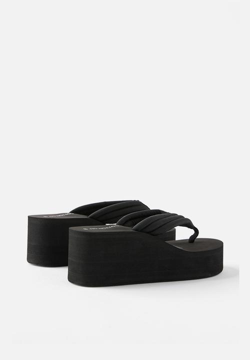 Cotton On - Serena Wedge Flip Flop - black