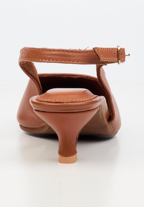 Nicci Tyler - Cristina 1 Leather Slingback Heel - Tan
