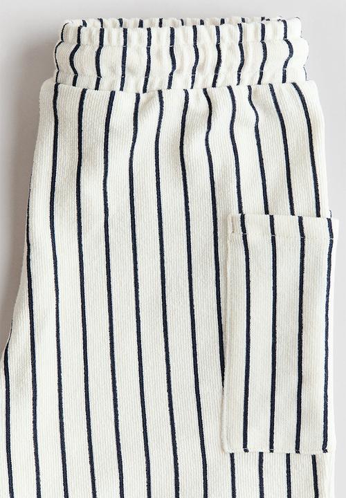 H&M - Textured jersey shorts - cream/striped