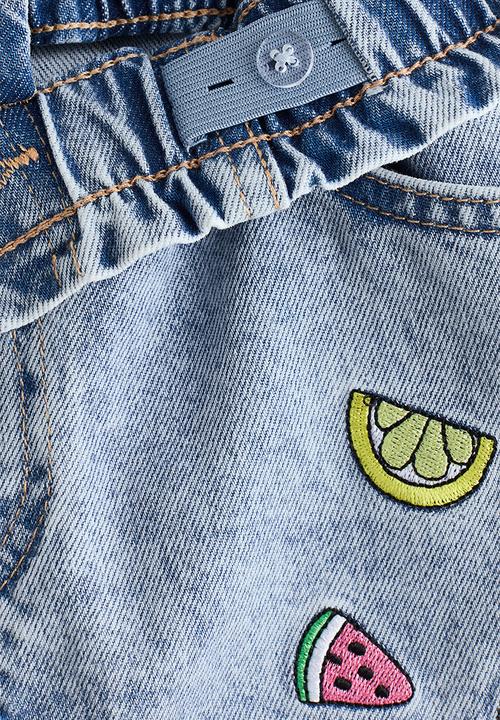 H&M - Loose fit denim shorts - light denim blue/lilo & stitch