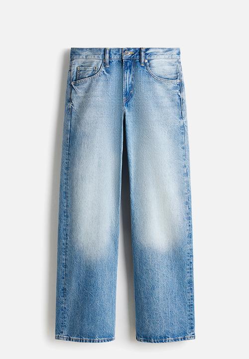 H&M - Relaxed bootcut jeans - light denim blue
