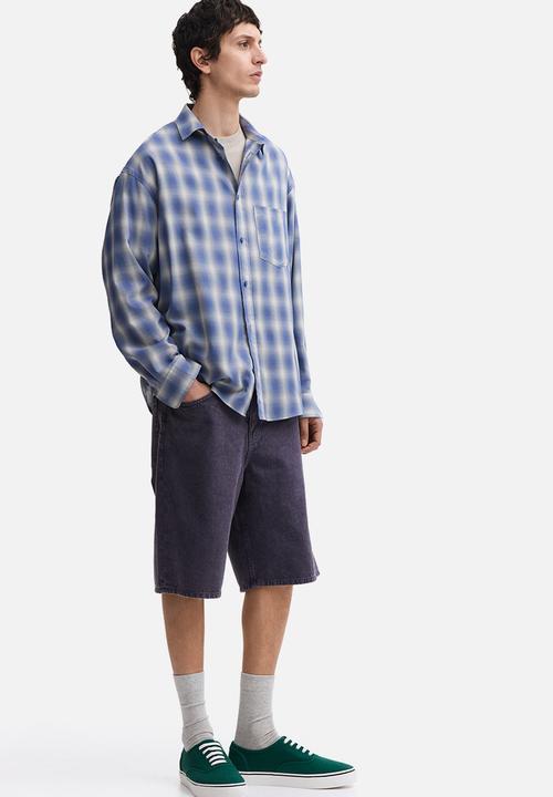 H&M - Relaxed denim shorts - dark lilac
