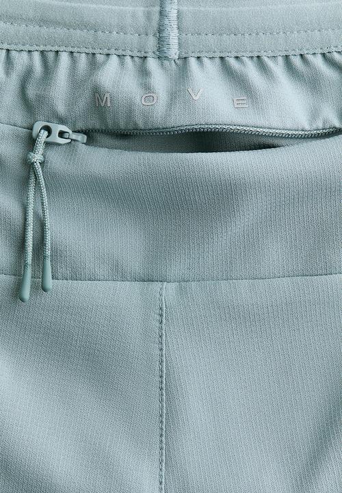 H&M - Lightweight quick dry running shorts​ ​ - teal