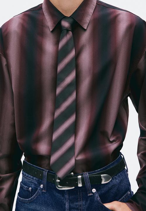 H&M - H&M Atelier:  Regular fit pima cotton shirt - burgundy/striped