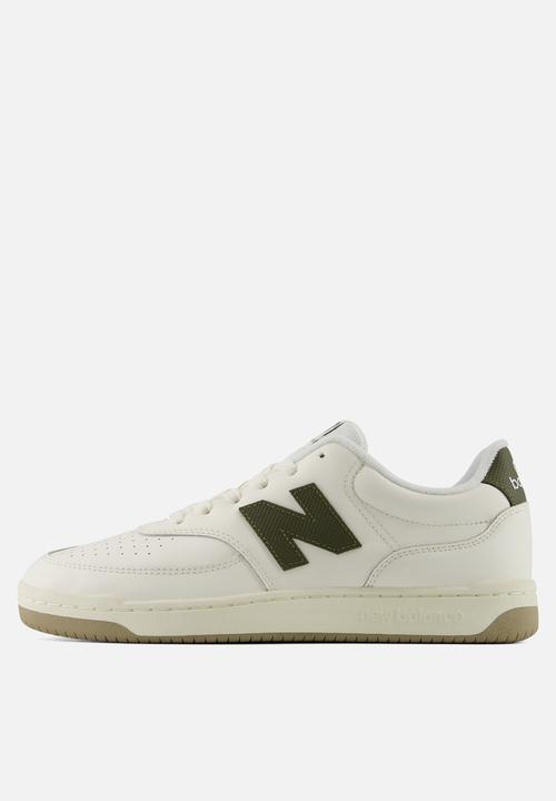 New Balance  - BB80