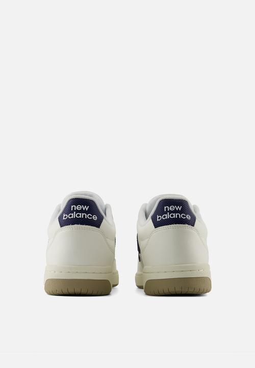 New Balance  - BB80