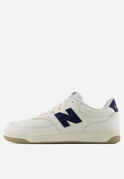 New Balance  - BB80