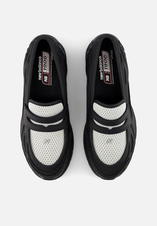 New Balance  - 1906L