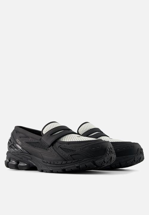 New Balance  - 1906L