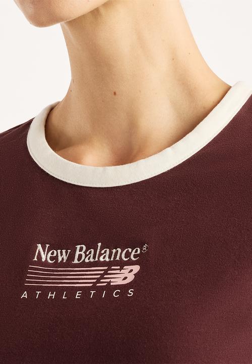 New Balance  - New Balance Trackside Ringer Tee - Cherry Leather
