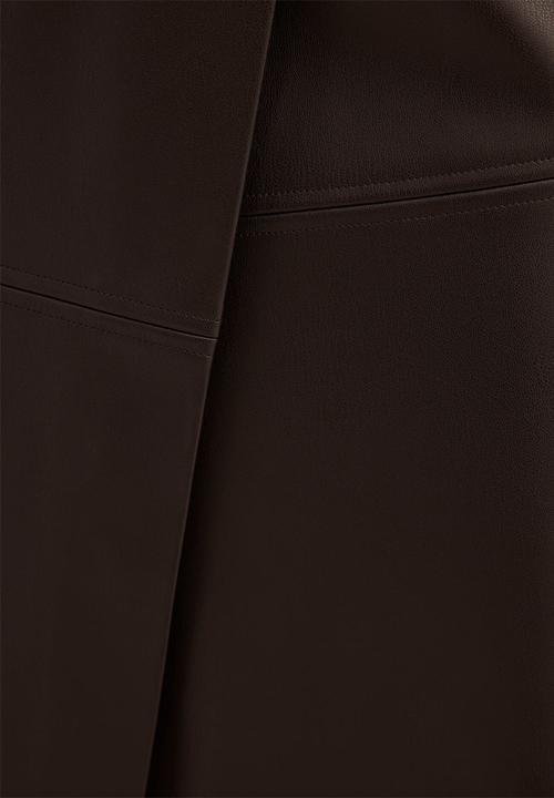 Forever New - Amelia Pu wrap skirt in chocolate