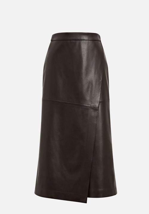 Forever New - Amelia Pu wrap skirt in chocolate