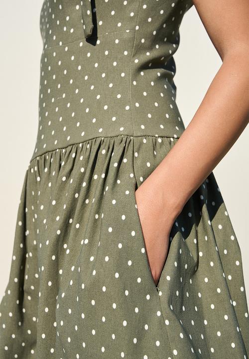 Me&B - Bengaline Stretch Dress With Shoulder Tie Detail - Green Spot