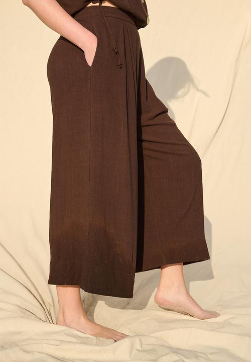 Me&B - Deep Invert Wide Leg Cropped Pant  - Dark Chocolate