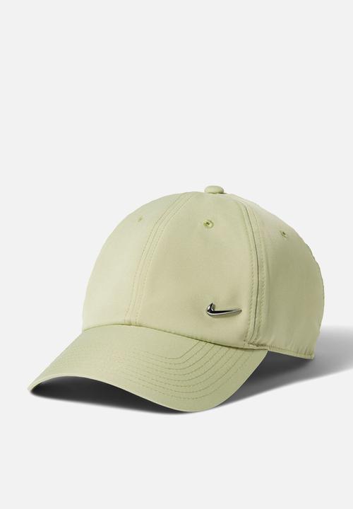 Nike - Nike Dri-FIT Club - Unstructured Metal Swoosh Cap - Green