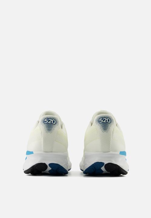 New Balance  - Fresh Foam 520 v9 - white