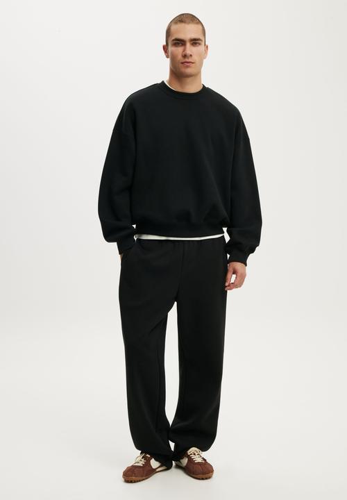Cotton On - Relaxed Crew Sweater - Black