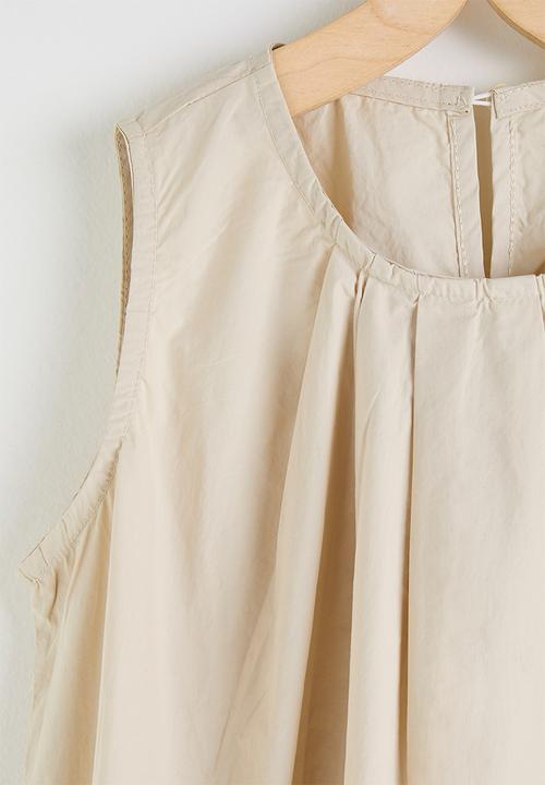 Pop Candy - Box pleated neckline dress with sling pouch bag - light khaki