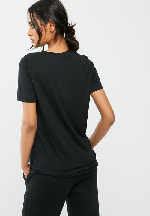 Nike - Essential tee