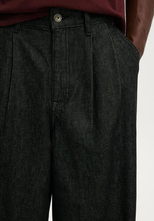 Cotton On - Baggy Balloon Jean - Pleat Shutter Black