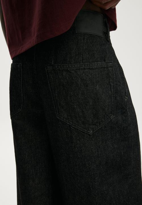 Cotton On - Baggy Balloon Jean - Pleat Shutter Black