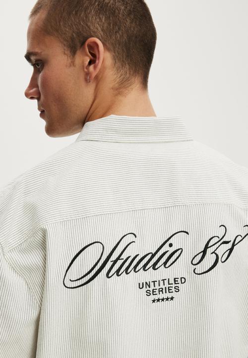 Cotton On - Ventura Short Sleeve Shirt - Off White Stripe Emb