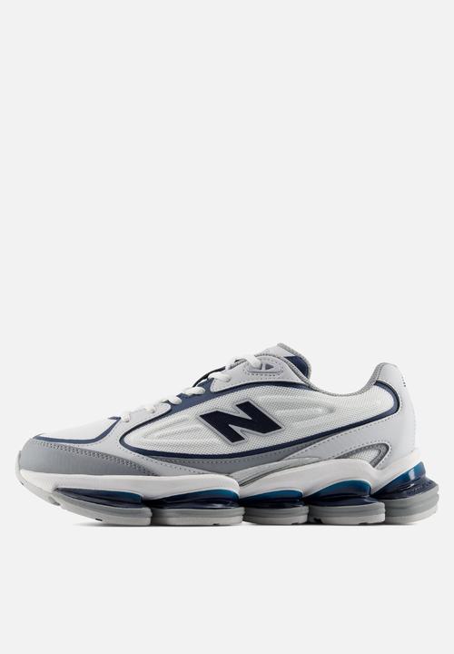 New Balance  - 2000O - grey